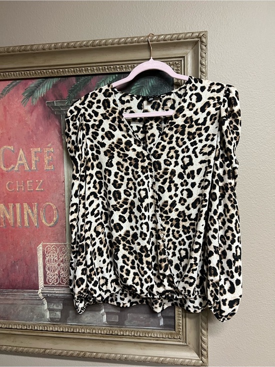 1. State Tops - 1. State Leopard Print Cross Over V-Neck Blouse